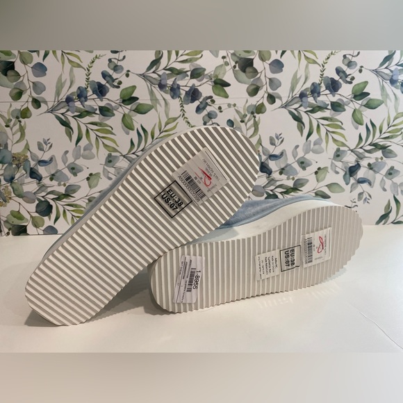 Adika Blue Fuzzy Slipper/shoe Size Eu38 / US7 - Picture 4 of 9